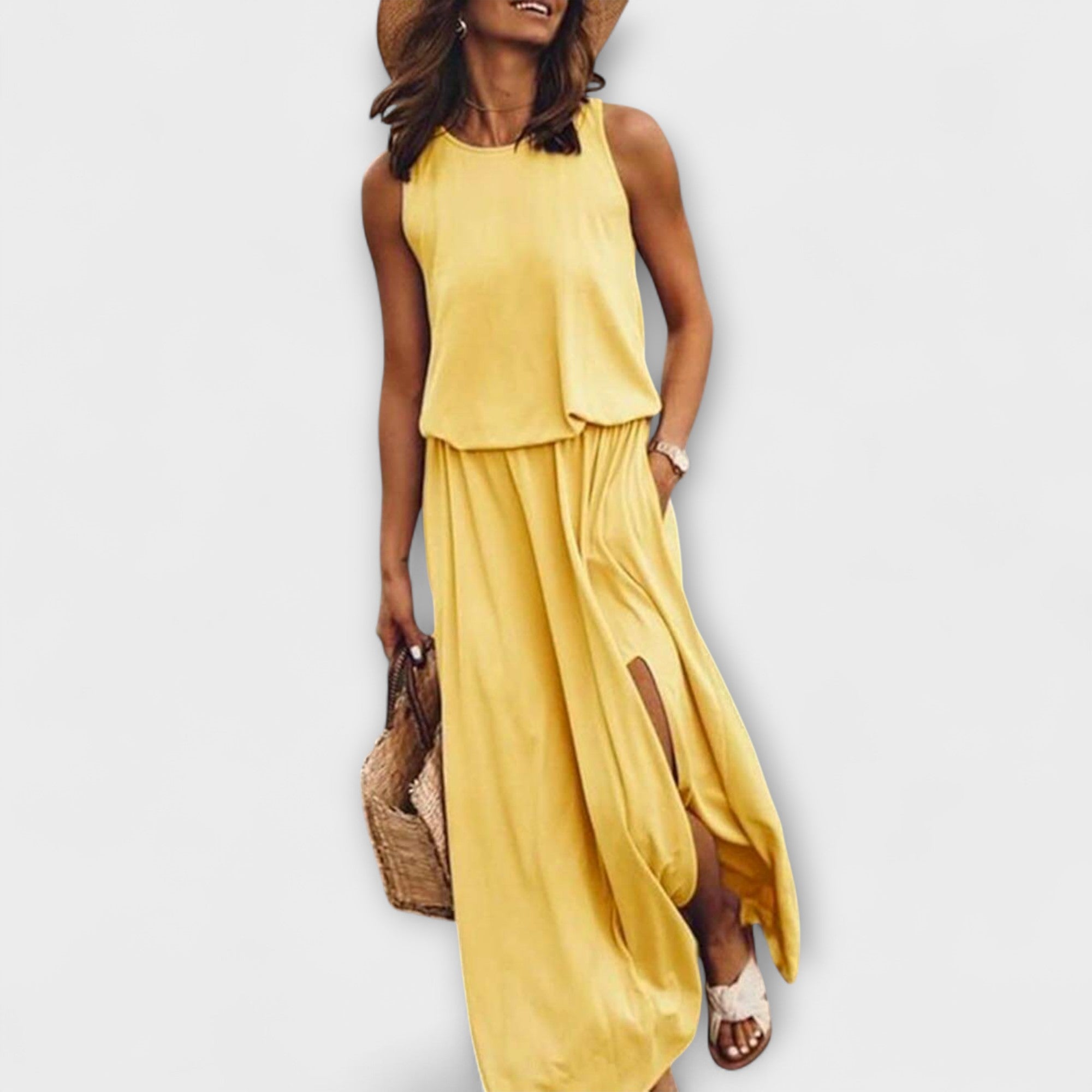 Amara™ | Airy, loose, sleeveless dress with round neckline and slit