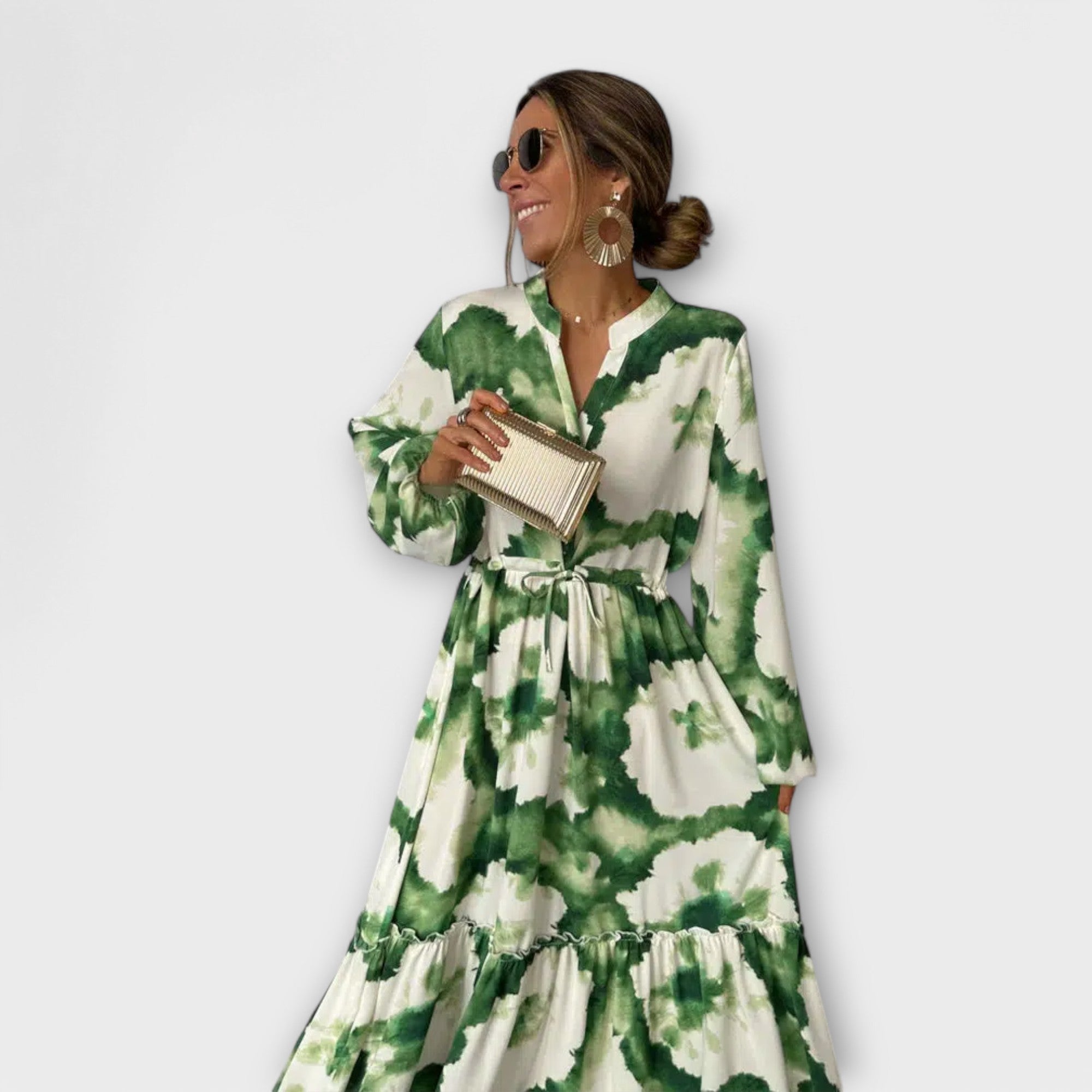 Amara™ | Green Maxi Dress with Long Sleeves and V-Neck