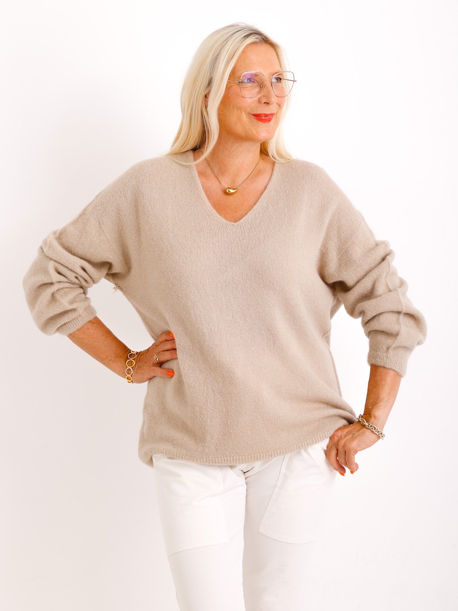 Amara™ Pullover - various colors