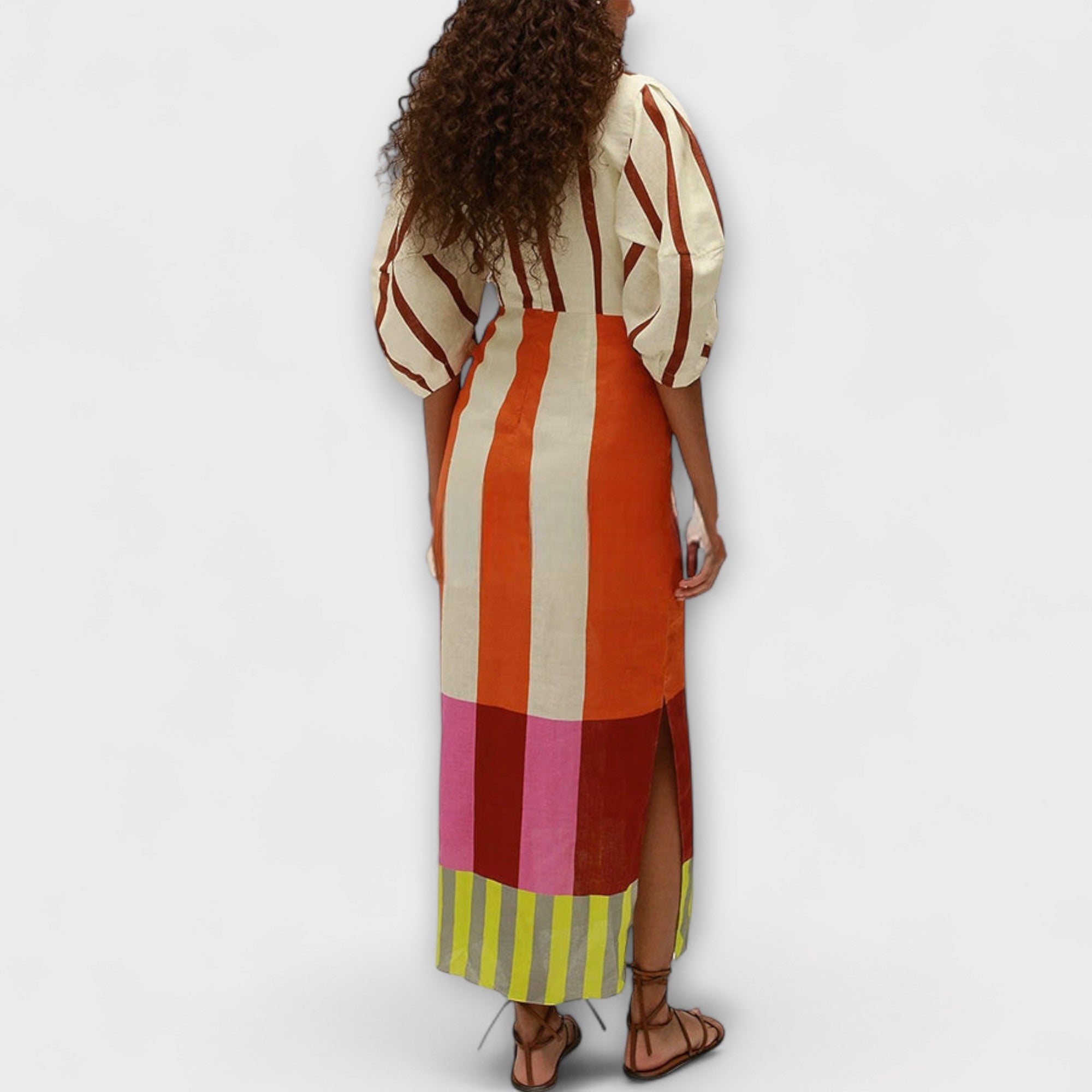 Amara™ | Maxi Dress with Front Cut-Out and Puff Sleeves